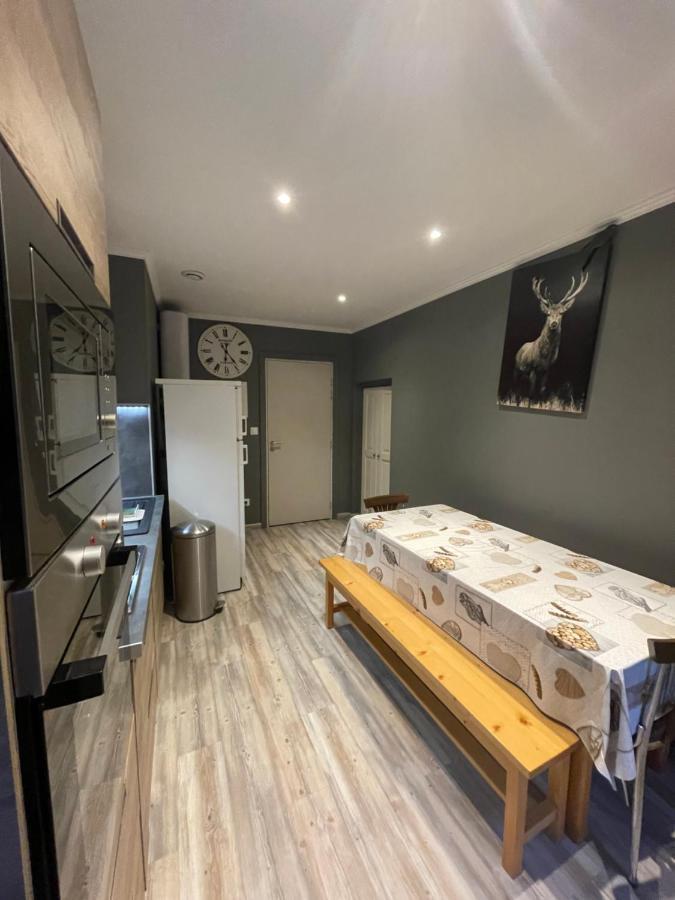 La Montagnette L Ours T1 Maison En Travaux De 10H A 17H Moutiers  Eksteriør billede